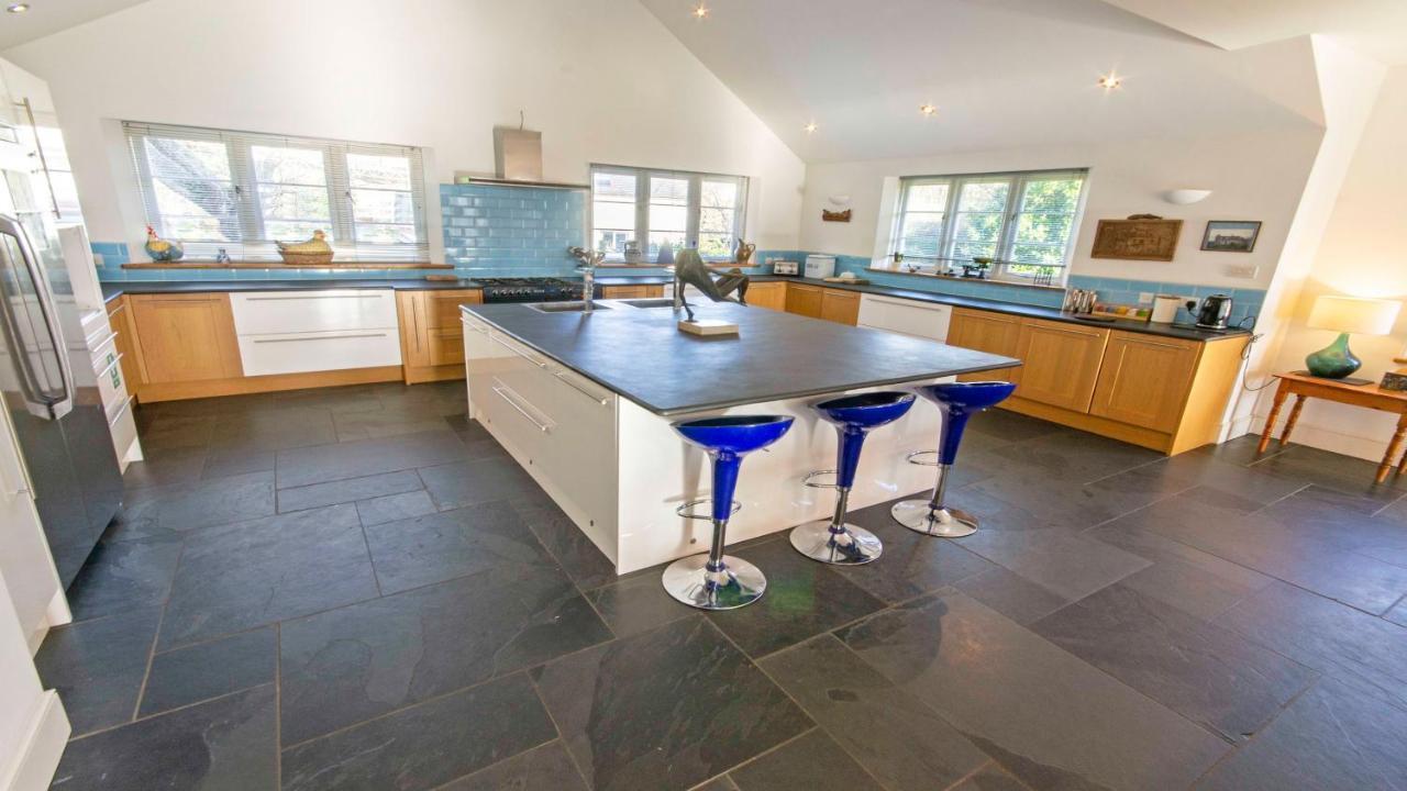 Crowborough Farm - Impressive & Sophisicated Home Surrounded By Unspoilt Countryside In Georgeham - Dog Friendly, Sleeps 14 Esterno foto