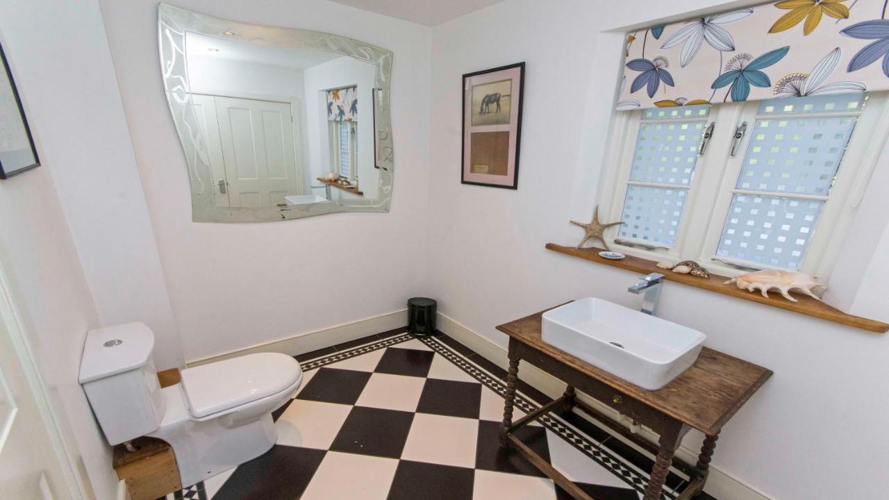 Crowborough Farm - Impressive & Sophisicated Home Surrounded By Unspoilt Countryside In Georgeham - Dog Friendly, Sleeps 14 Esterno foto
